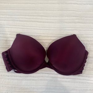 Victoria Secret 34DD bra